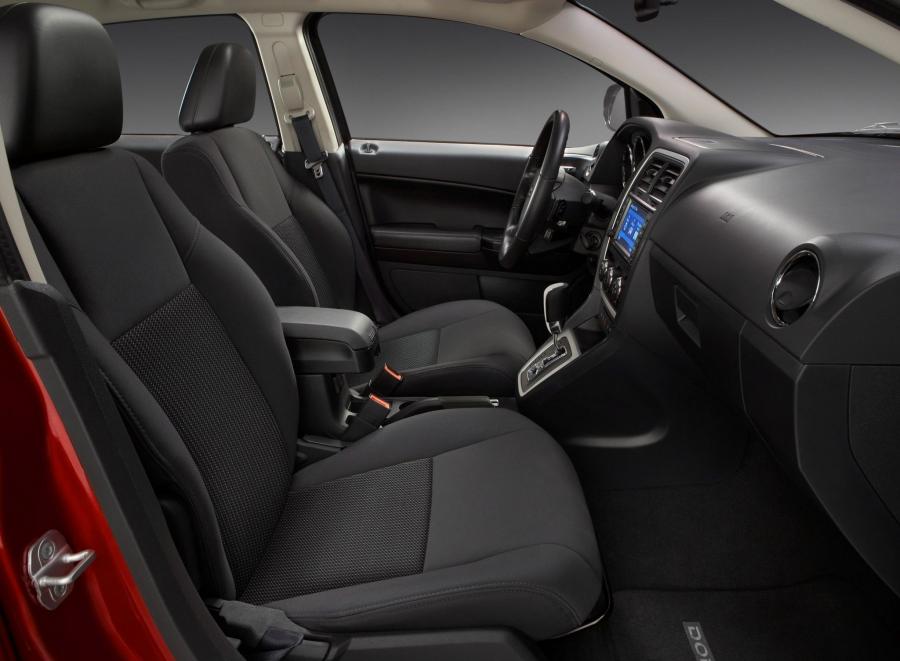  Dodge Caliber SXT 2009 года  (фото 6 из 47)